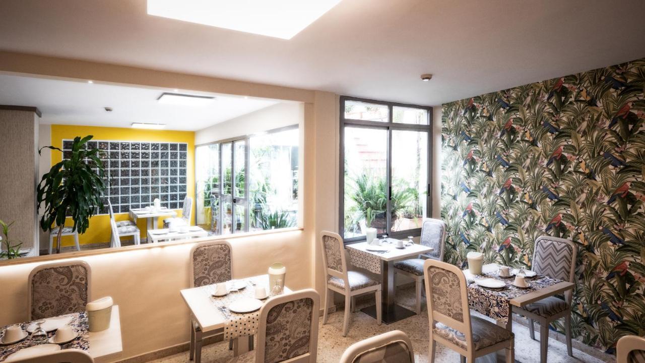 Hotel Plaza Santa Lucía Sevilla